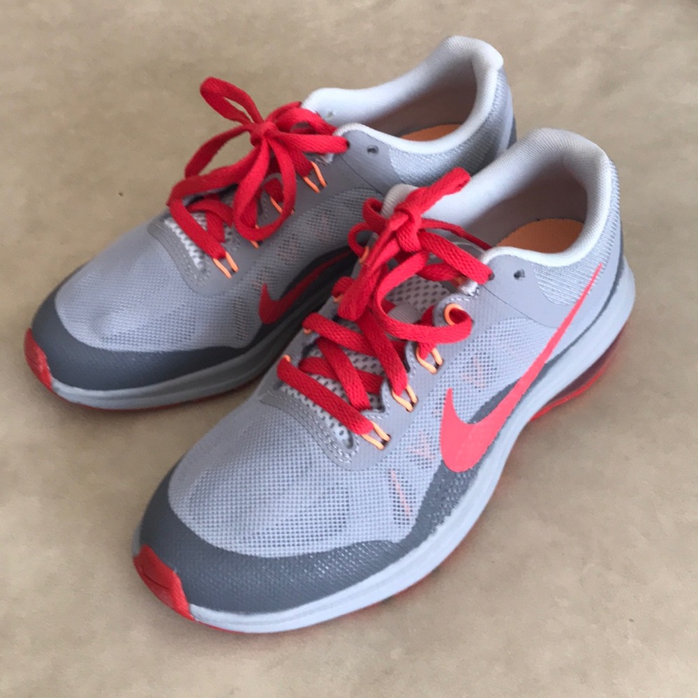 Nike max dynasty6 women running shoes